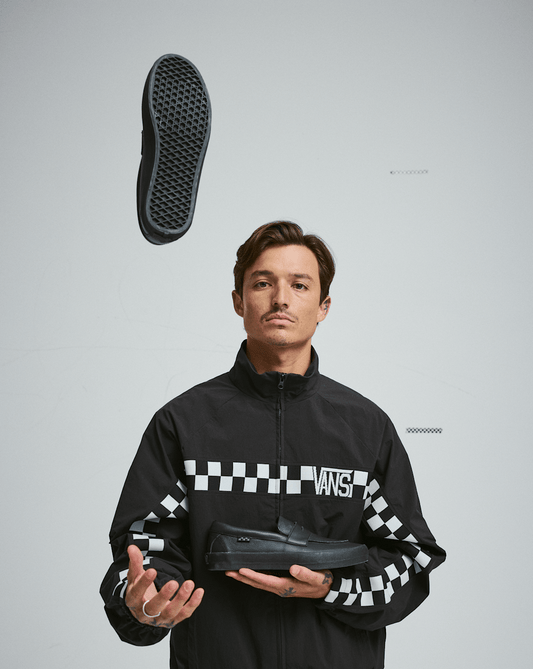 Skate Loafer Shoe in Black | Vans discount