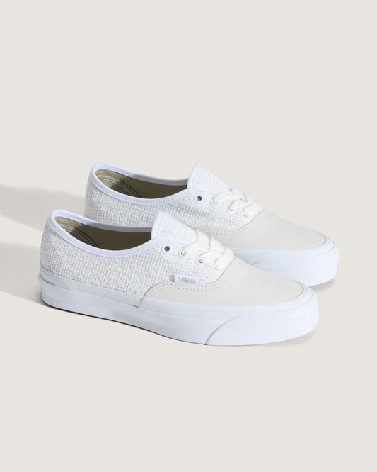 Premium Authentic Shoe in White | Vans online