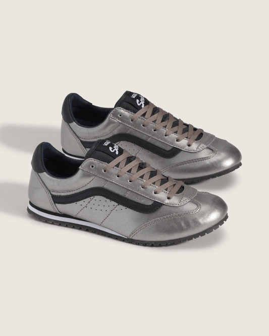 Premium Super Lowpro Shoe in Gun Metal Grey | Vans online