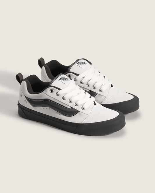 Knu Skool Shoe in White | Vans outlet