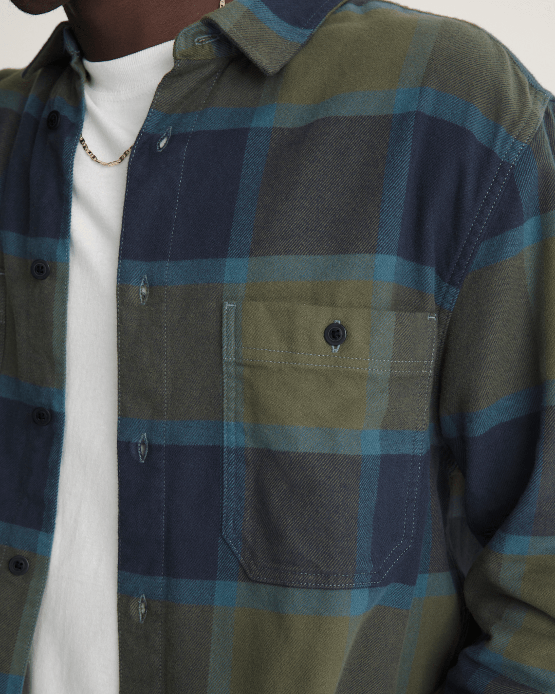 Larkspur Plaid Flannel Shirt in Grape Leaf Green / Parisian Night Blue | Vans online