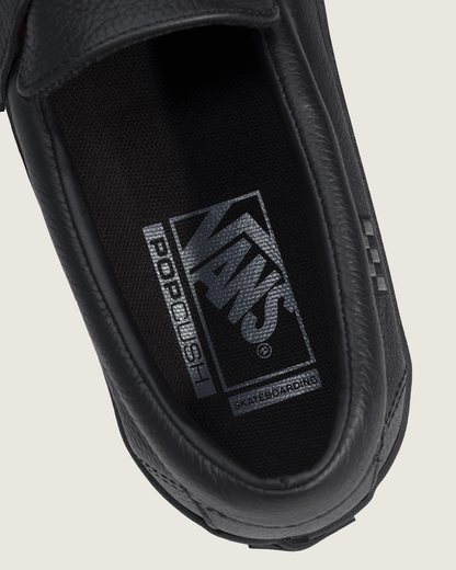 Skate Loafer Shoe in Black | Vans discount