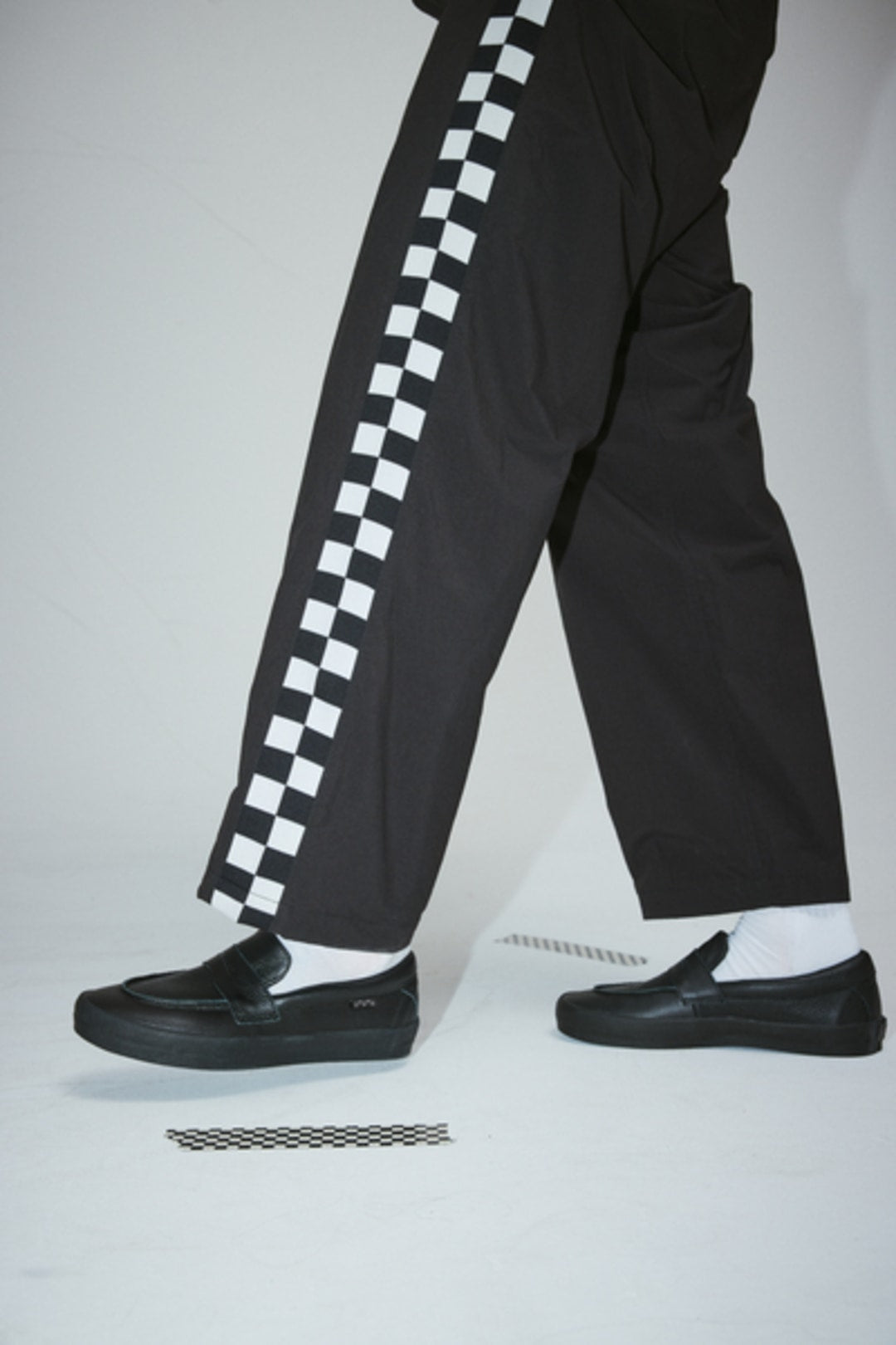 Skate Loafer Shoe in Black | Vans discount