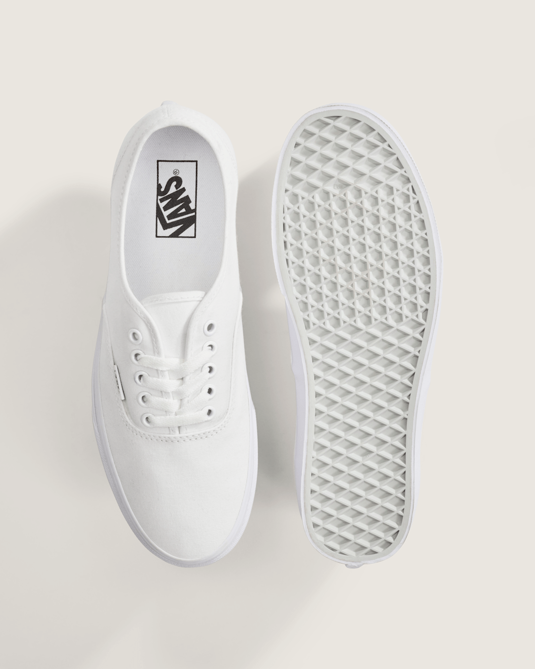 Authentic True White Classics Shoe | Vans online