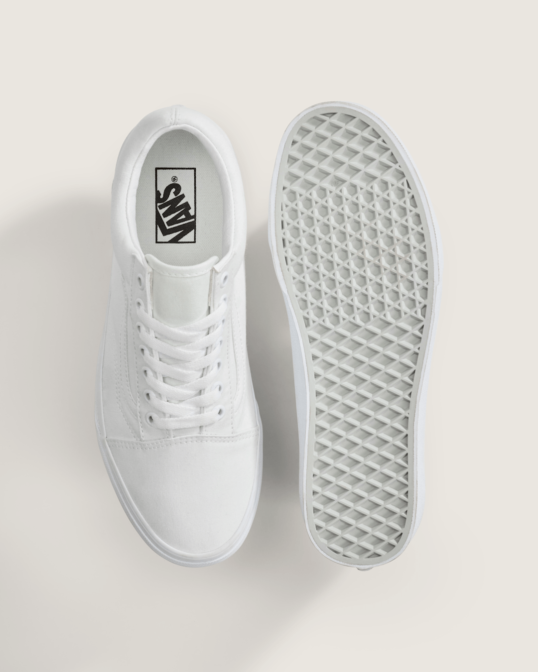 Old Skool True White Classics Shoe | Vans online