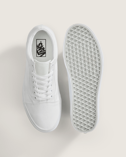 Old Skool True White Classics Shoe | Vans online