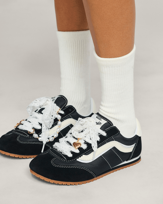 Vans Pearl and Lace Shoe Charm Set in White | Vans online