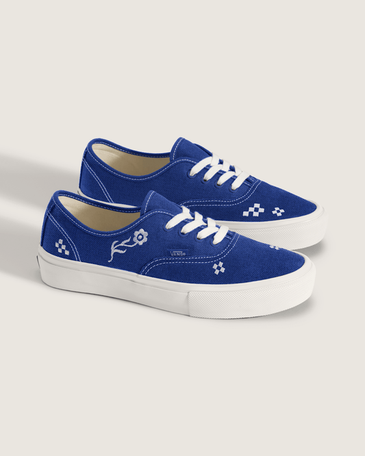 Authentic Shoe in Blue / Marshmallow White | Vans sale