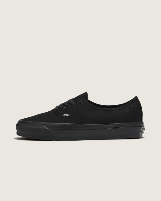 Premium Authentic Shoe in Blackout | Vans outlet