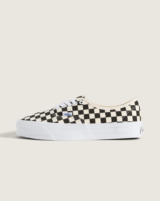Premium Authentic Checkerboard Shoe in Checkerboard Black / Off White | Vans sale