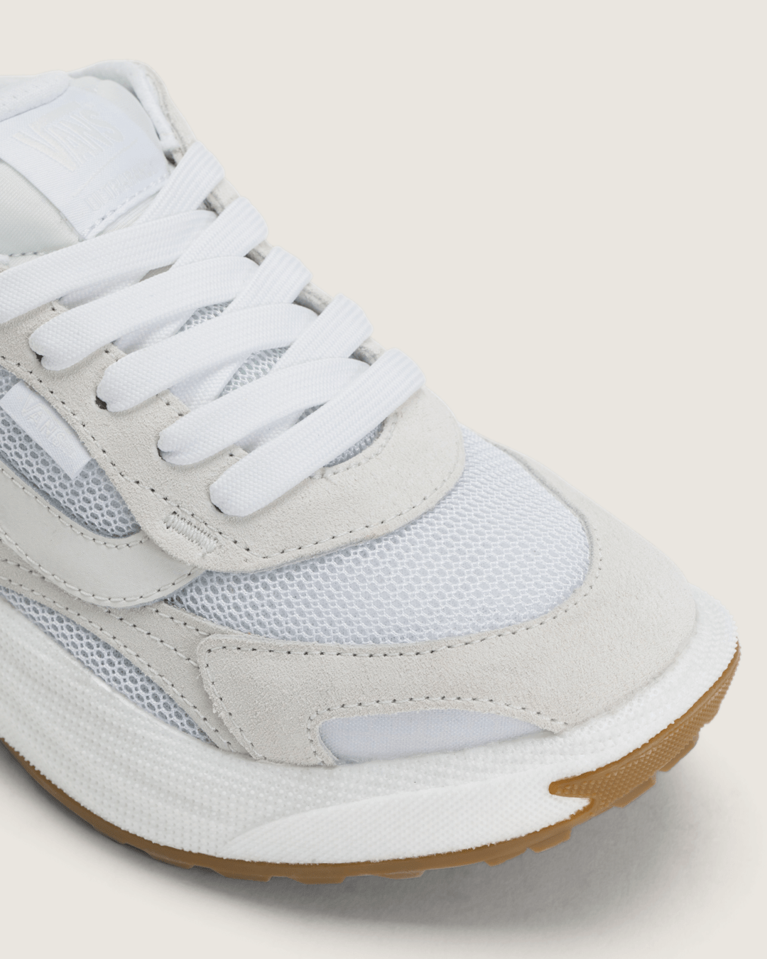 UltraRange Neo 2.0 Shoe in White | Vans online