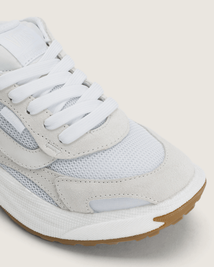 UltraRange Neo 2.0 Shoe in White | Vans online