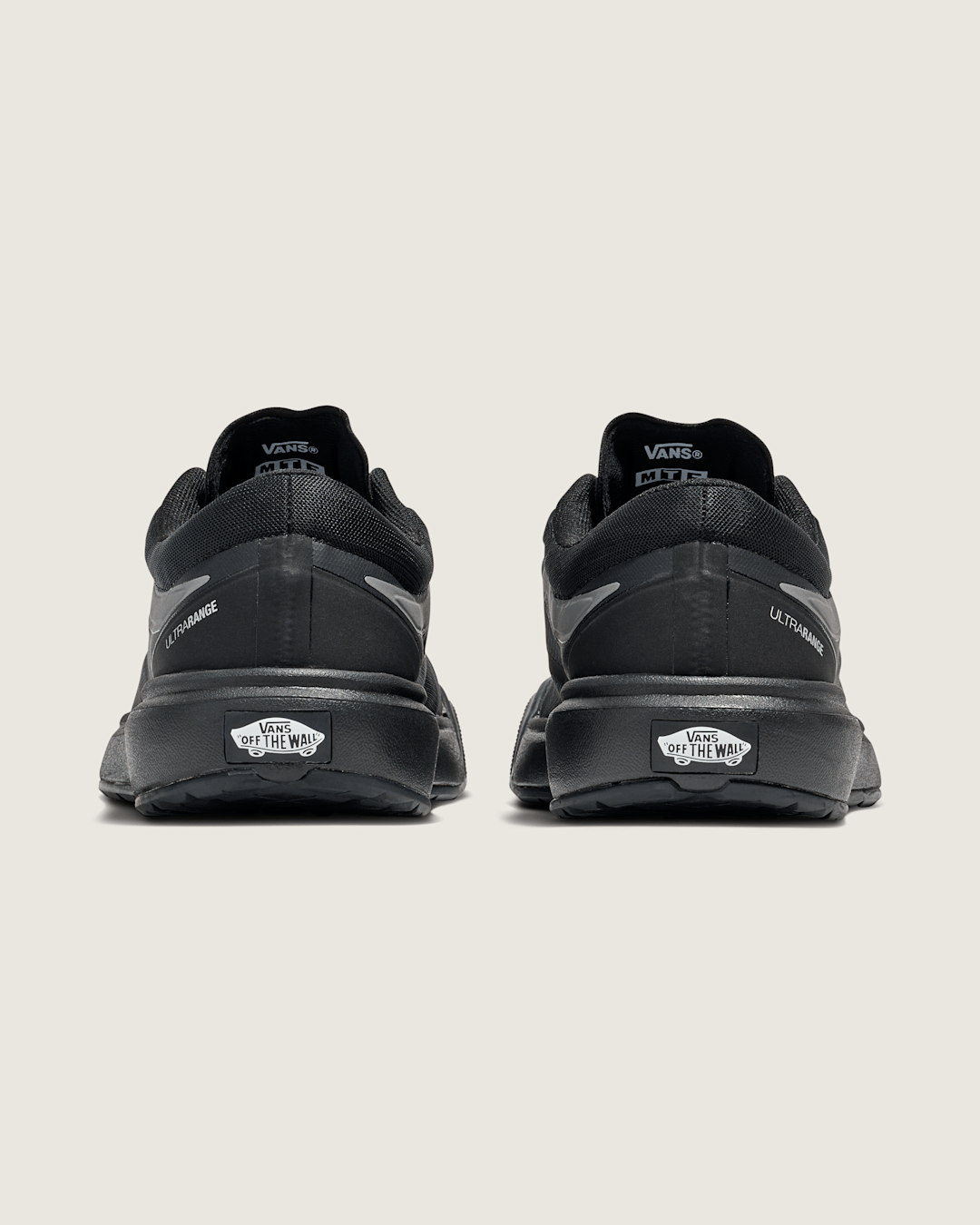 UltraRange 2.0 Shoe in Blackout | Vans sale