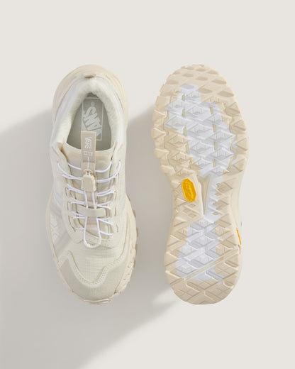 Crosspath XC GORE-TEX Shoe in White | Vans outlet