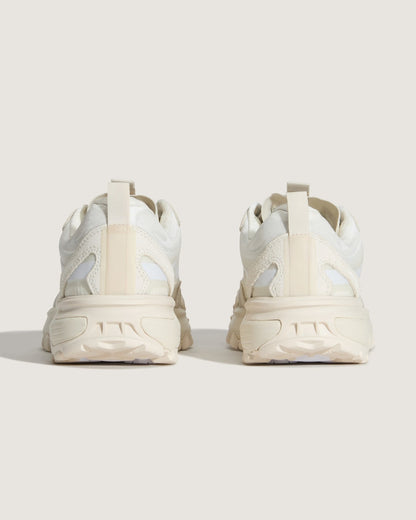 Crosspath XC GORE-TEX Shoe in White | Vans outlet