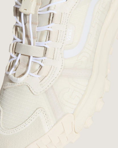 Crosspath XC GORE-TEX Shoe in White | Vans outlet