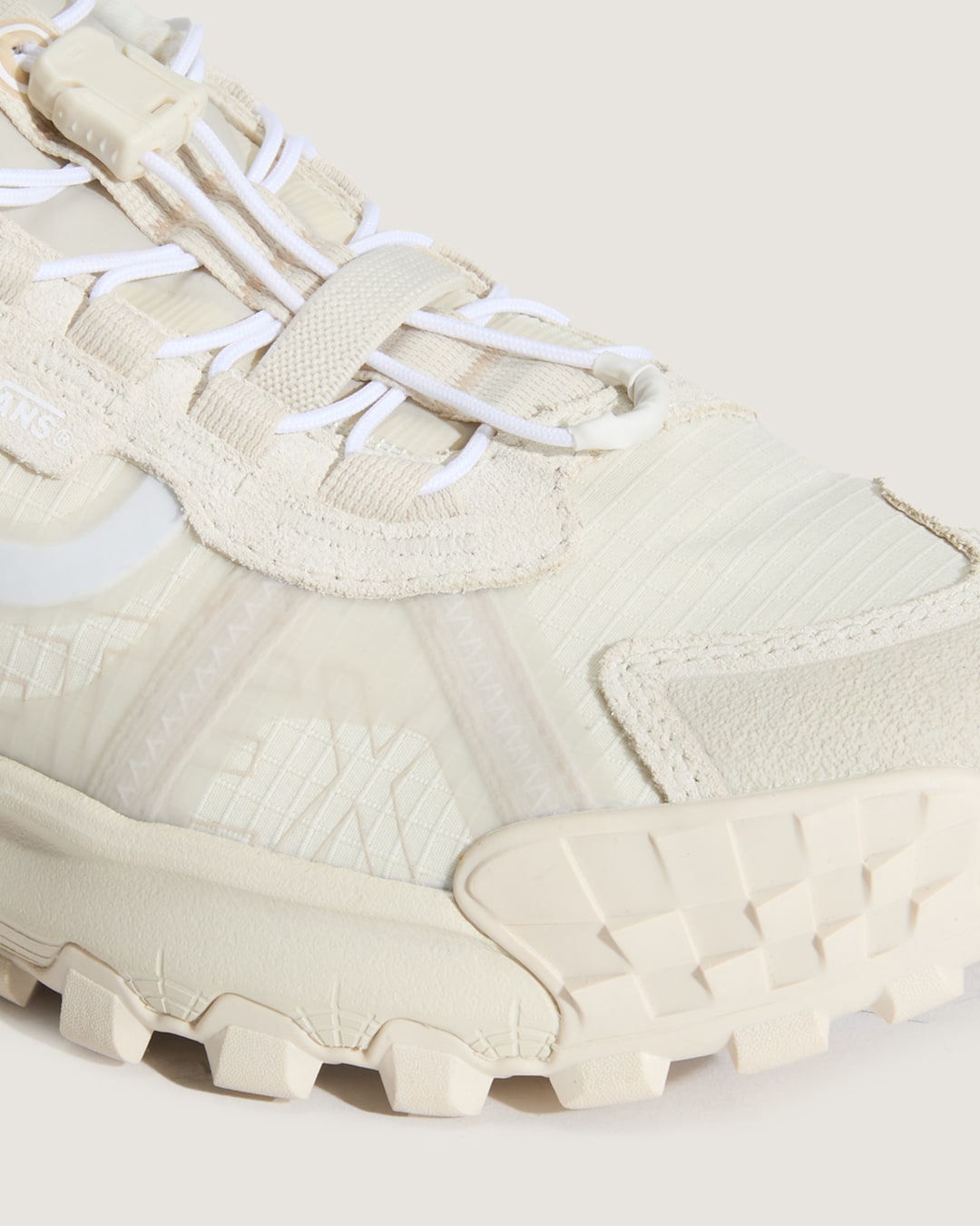 Crosspath XC GORE-TEX Shoe in White | Vans outlet