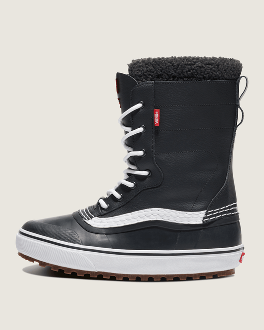 Standard Waterproof Boot in Black | Vans outlet