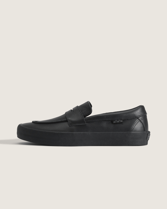 Skate Loafer Shoe in Blackout | Vans online