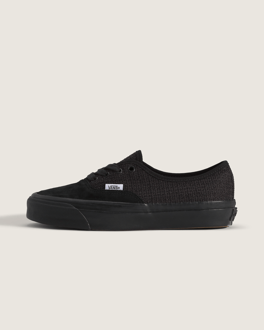 Premium Authentic Shoe in Black | Vans on sale