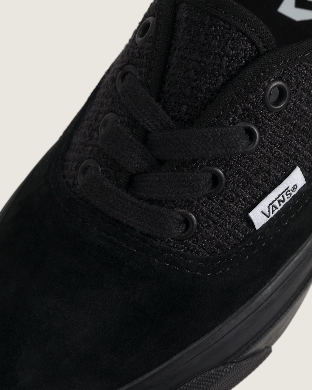 Premium Authentic Shoe in Black | Vans on sale