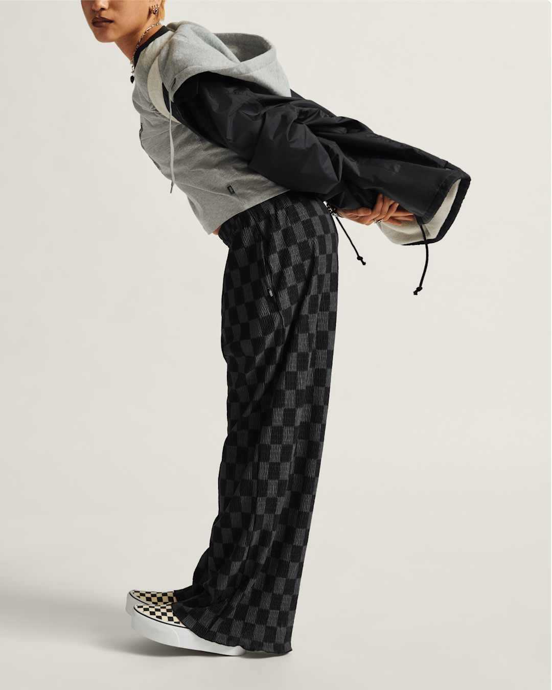 Wren Checkerboard Pants in Checkerboard Black / Grey | Vans on sale