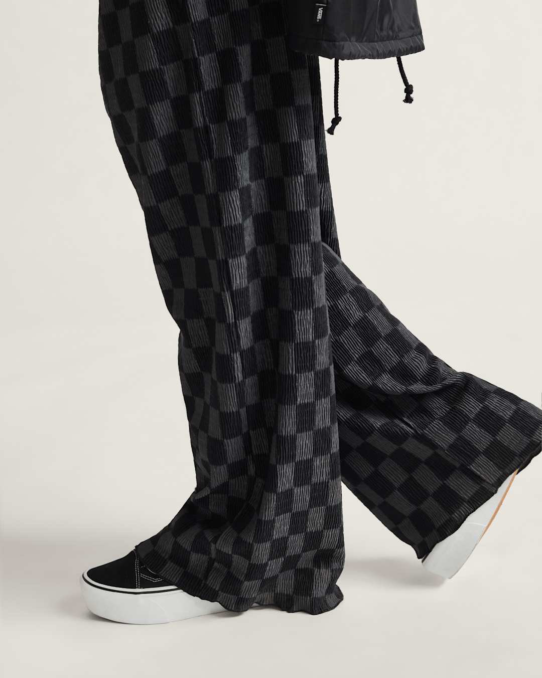 Wren Checkerboard Pants in Checkerboard Black / Grey | Vans on sale
