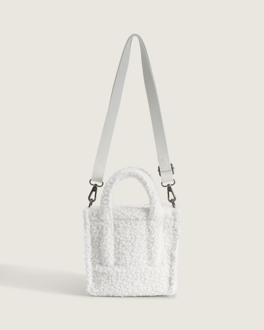 Lil Pergs Tote Bag in Marshmallow White | Vans online