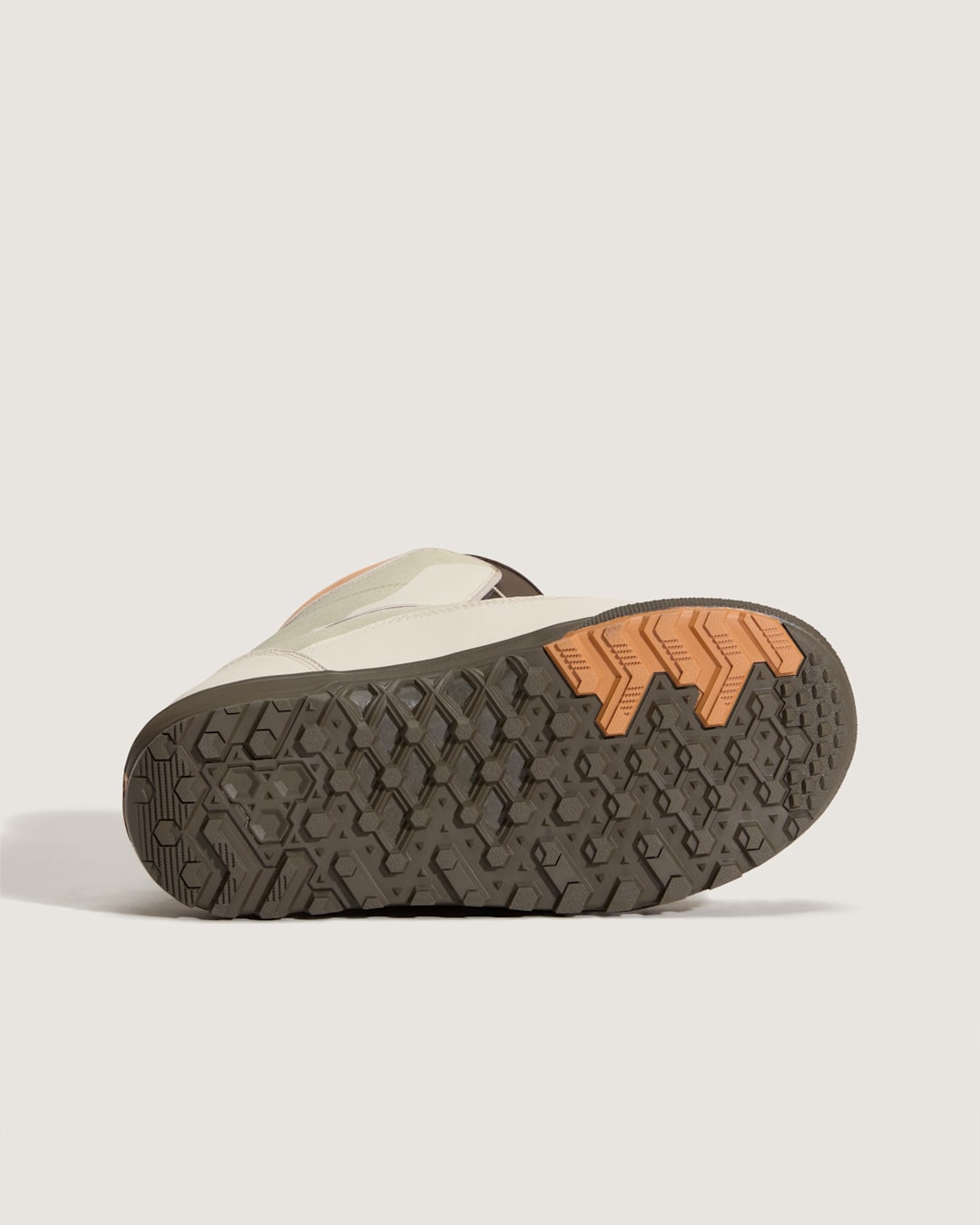 Aura Pro Snowboard Boot in Bay Leaf Green | Vans sale