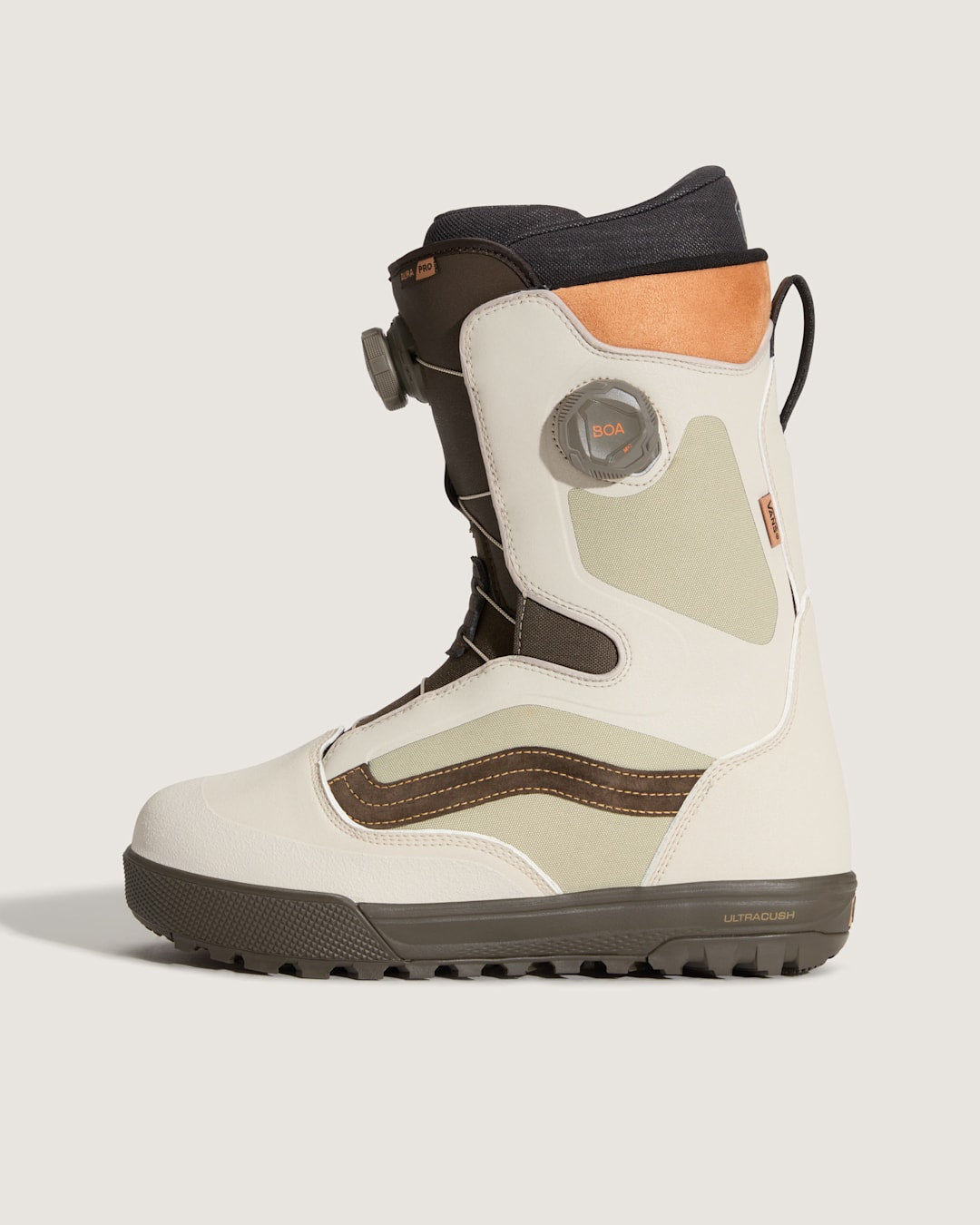 Aura Pro Snowboard Boot in Bay Leaf Green | Vans sale