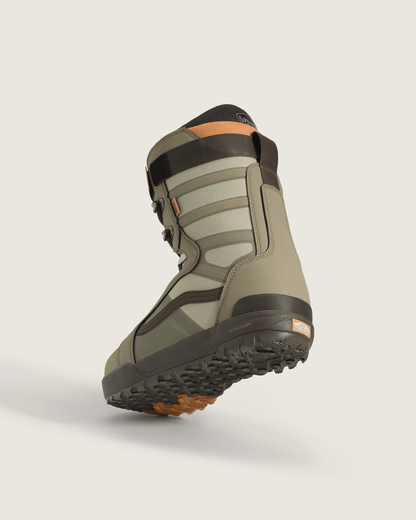 Hi-Standard Pro Snowboard Boot in Bay Leaf Green | Vans outlet