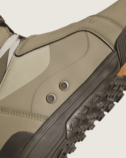 Hi-Standard Pro Snowboard Boot in Bay Leaf Green | Vans outlet