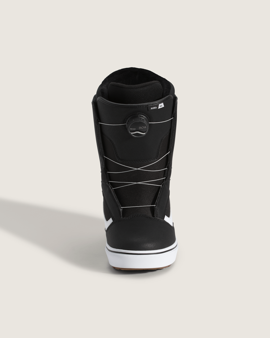 Aura OG Snowboard Boot in Black | Vans online