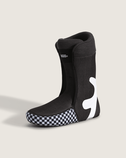 Invado Pro Snowboard Boot in Black / Gum | Vans near me