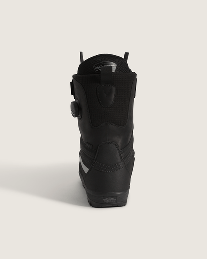 Infuse Snowsurf Snowboard Boot in Black | Vans on sale