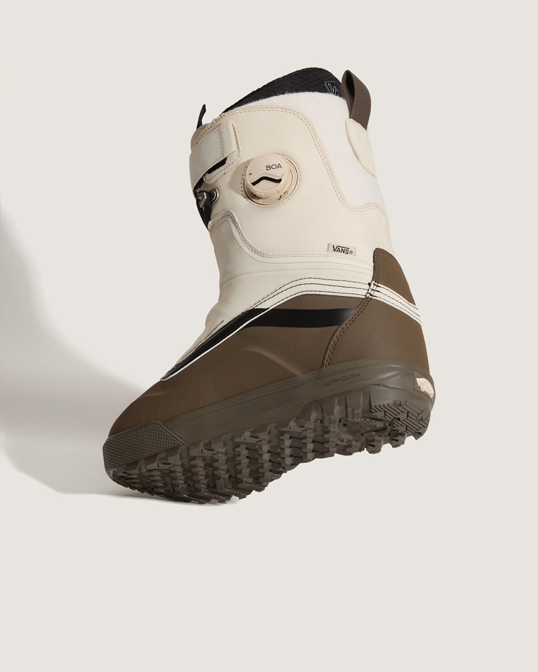 Infuse Snowsurf Snowboard Boot in Oatmeal Beige / Brown | Vans outlet