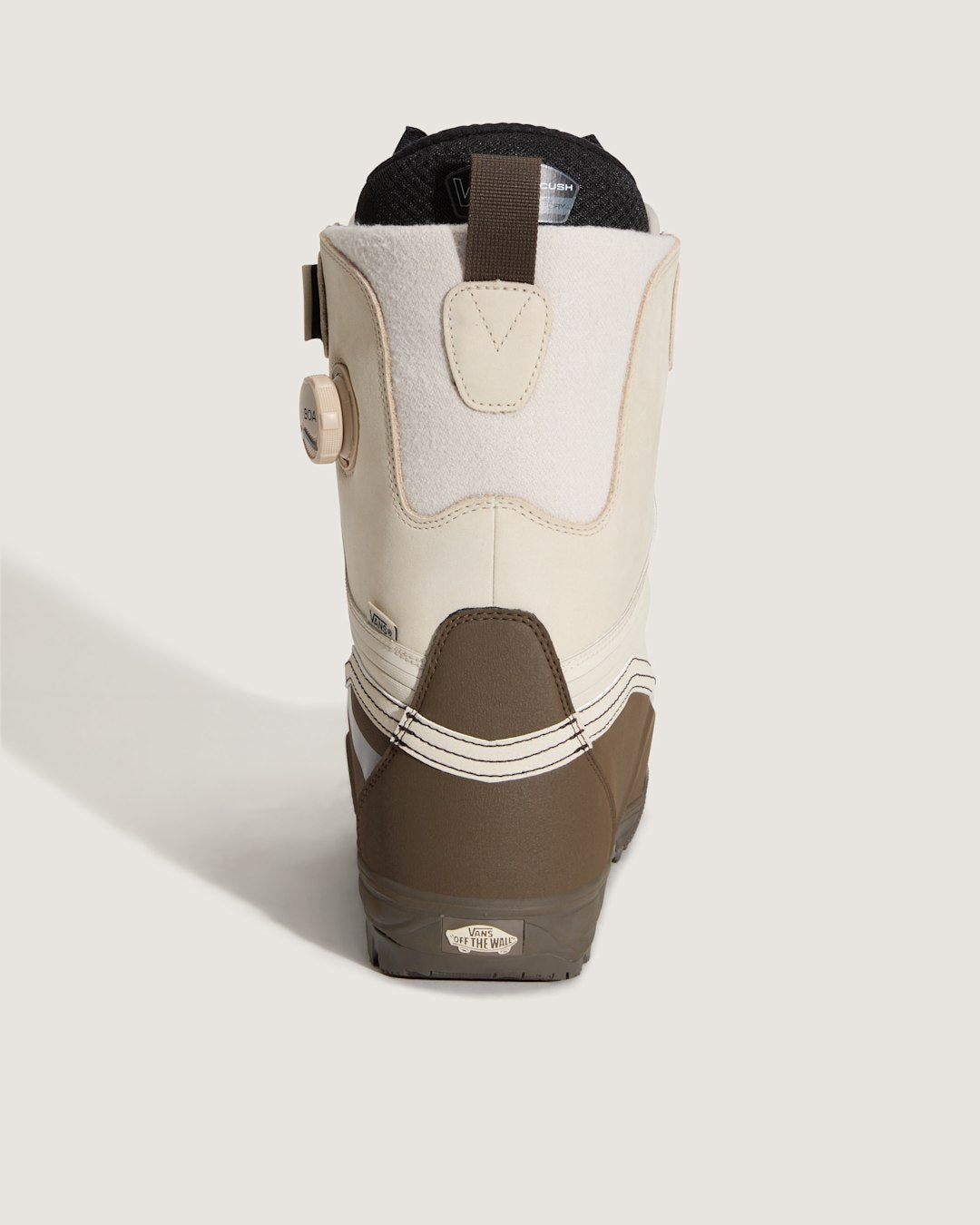 Infuse Snowsurf Snowboard Boot in Oatmeal Beige / Brown | Vans outlet