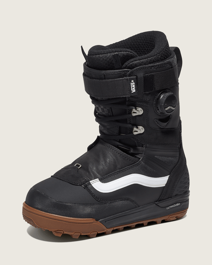 Infuse Gum Snowboard Boot in Gum Black / White | Vans sale