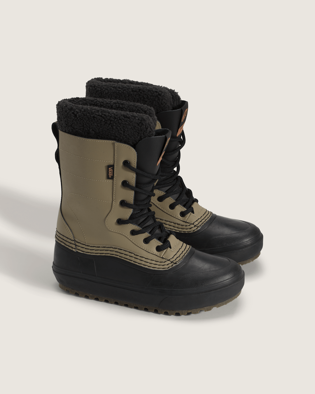 Standard Waterproof Boot in Bay Leaf Green | Vans discount