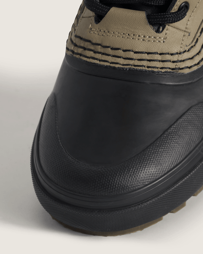 Standard Waterproof Boot in Bay Leaf Green | Vans discount