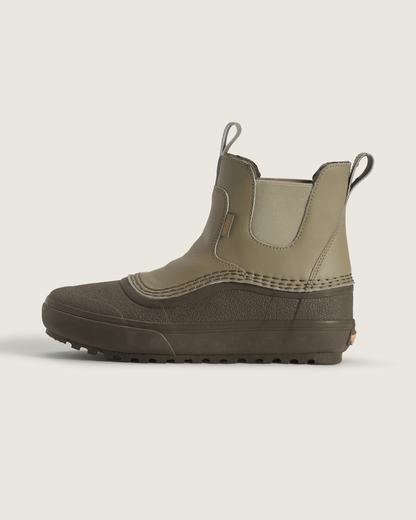Standard Mid Chelsea Waterproof Boot in Bay Leaf Green | Vans online