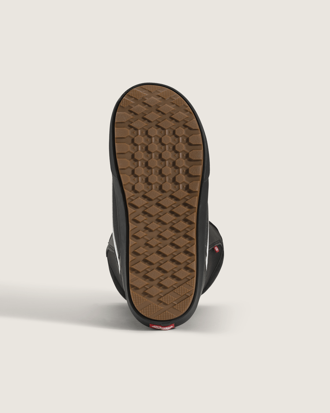 Aura Linerless Gum Snowboard Boot in Black / Gum | Vans outlet