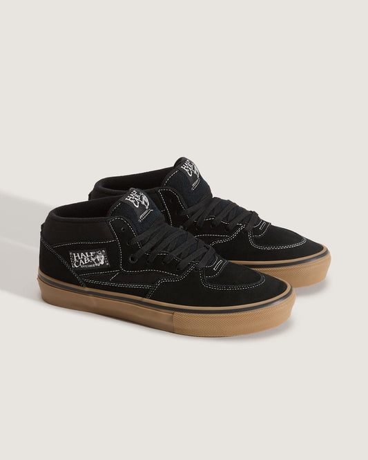 Skate Half Cab Shoe in Gum Black / White | Vans online