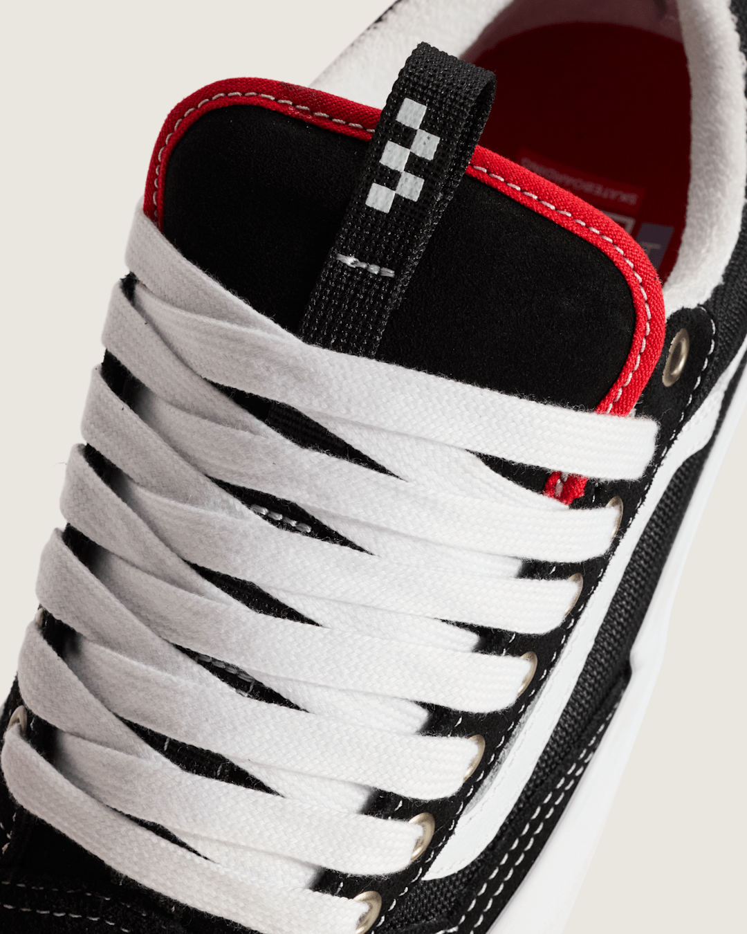 Skate Old Skool 36+ Shoe in Black / White | Vans online