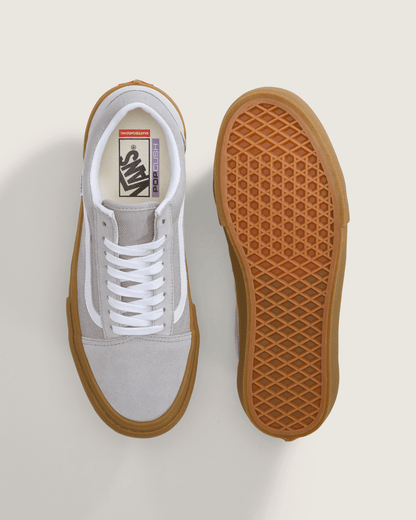 Skate Old Skool Shoe in Gum Light Grey | Vans outlet