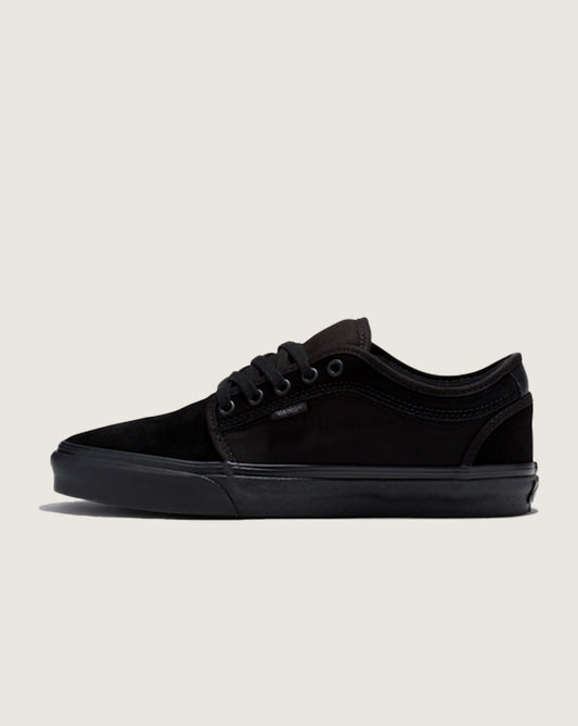 Skate Chukka Low Blackout Skate Shoe | Vans outlet