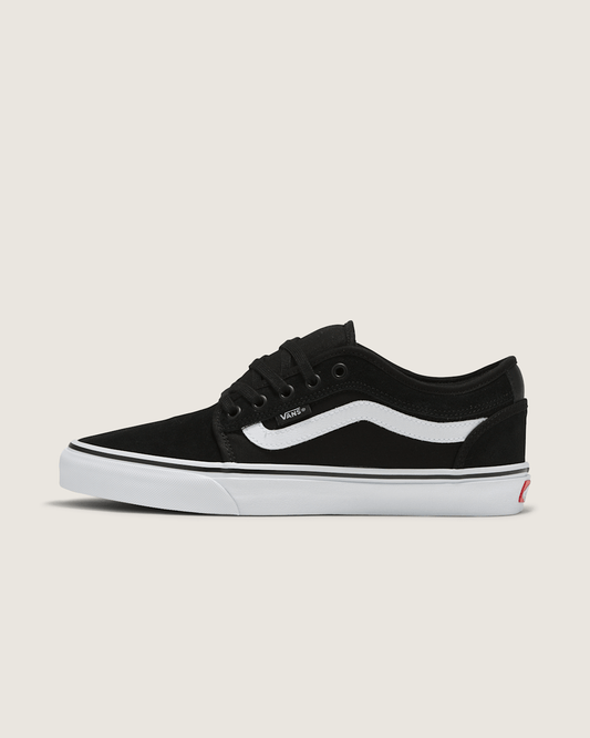 Skate Chukka Low Sidestripe Shoe in Black / White | Vans discount