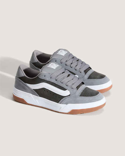 Skate Hylane Shoe in Grey | Vans outlet