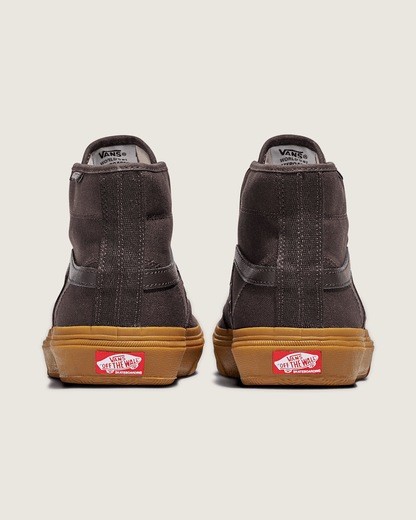 Skate Gilbert Crockett High Shoe in Brown / Gum | Vans on sale