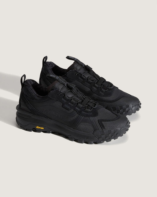 Crosspath XC GORE-TEX Shoe in Blackout | Vans outlet